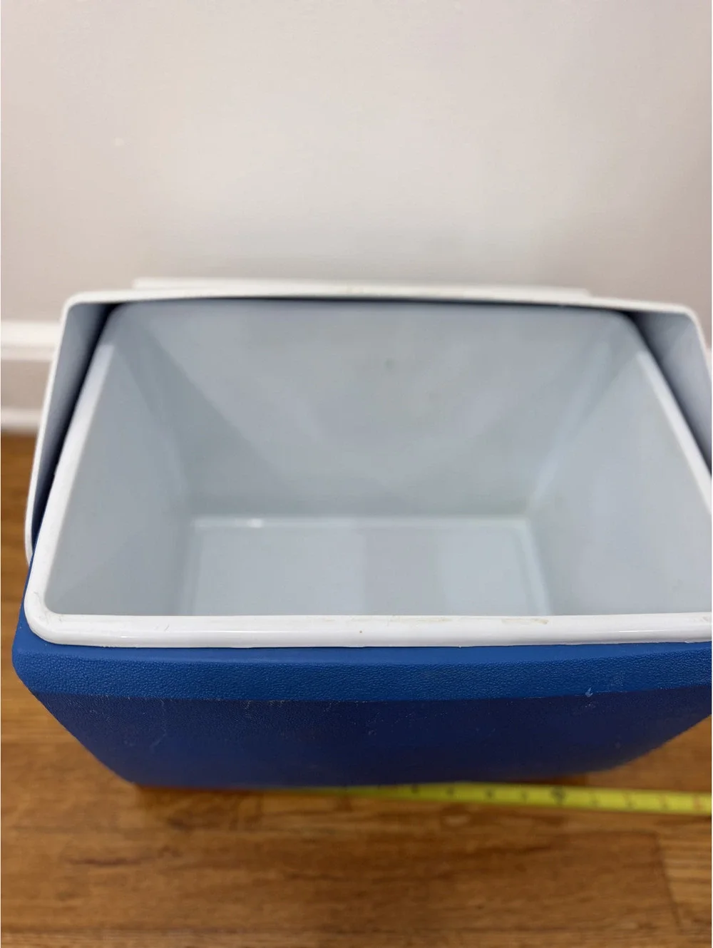 1980s Vintage Igloo Playmate Cooler Blue and White Ice Chest Large